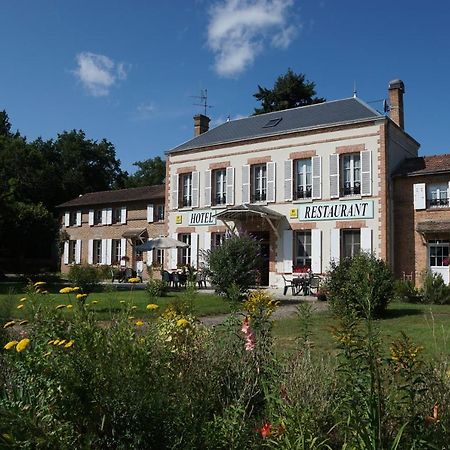 Hotel Restaurant La Sauldraie Salbris Exterior foto